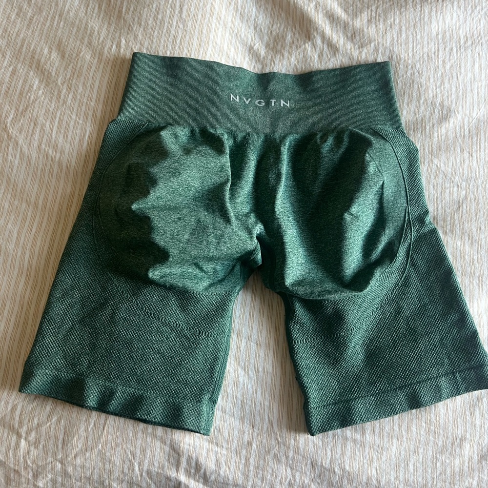 NVGTN Seamless shorts size medium